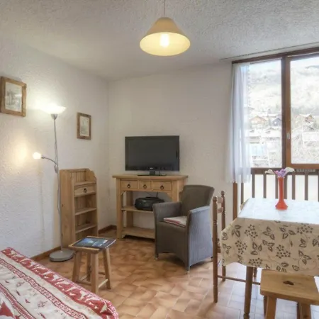 , 1 Pièce, 2 Personnes - Fr-1-330e-63 *