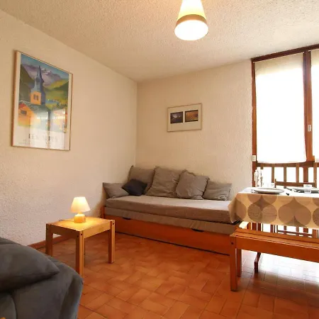 Appartement , 1 Pièce, 2 Personnes - Fr-1-330e-63