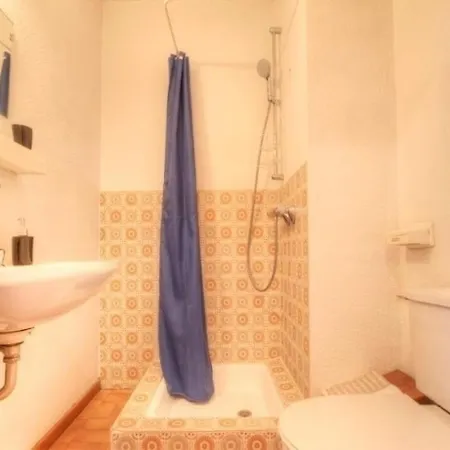 , 1 Pièce, 2 Personnes - Fr-1-330e-63 Appartement *